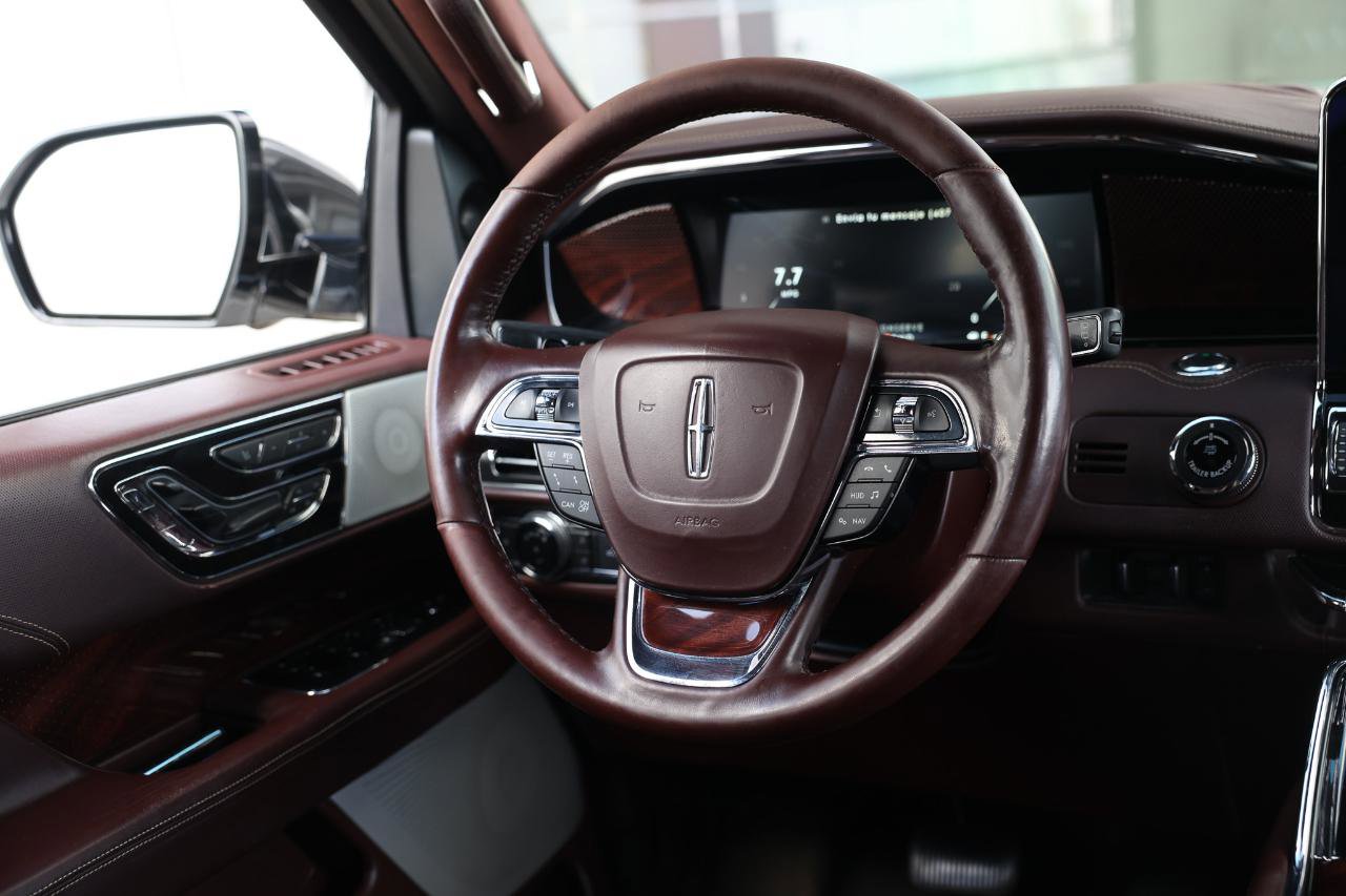 Used 2018 Lincoln Navigator L Black Label image 33