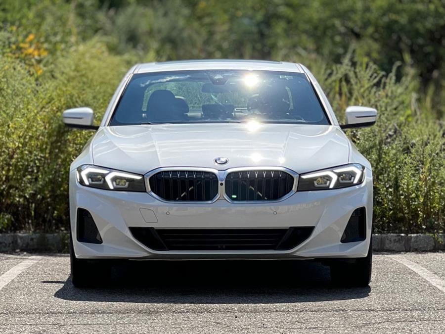 Used 2024 BMW 330i xDrive Sedan image 3