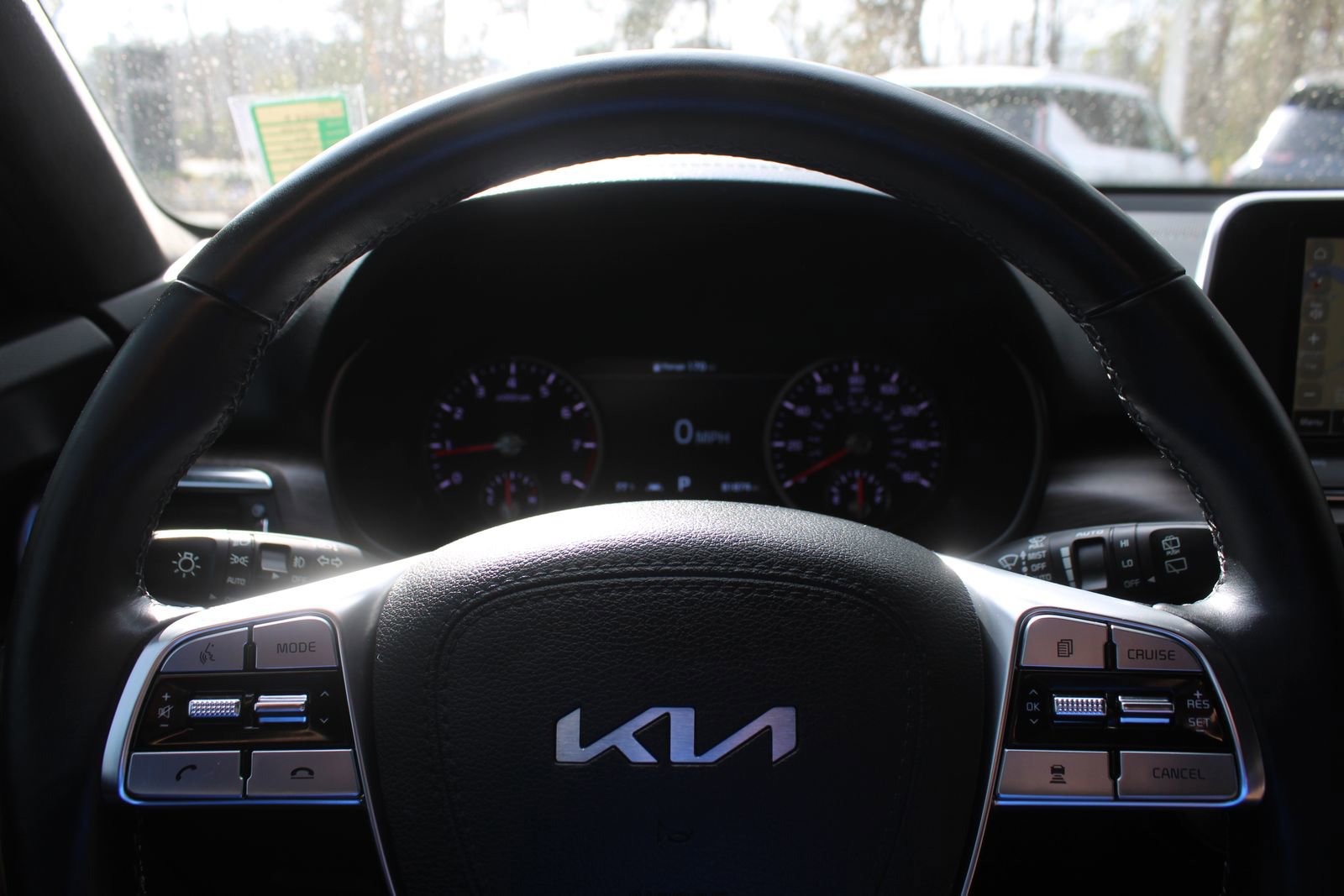 Used 2022 Kia Telluride SX w/ SX Prestige Package image 30