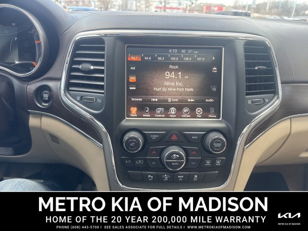 Used 2014 Jeep Grand Cherokee Overland w/ Advanced Technology Group image 23