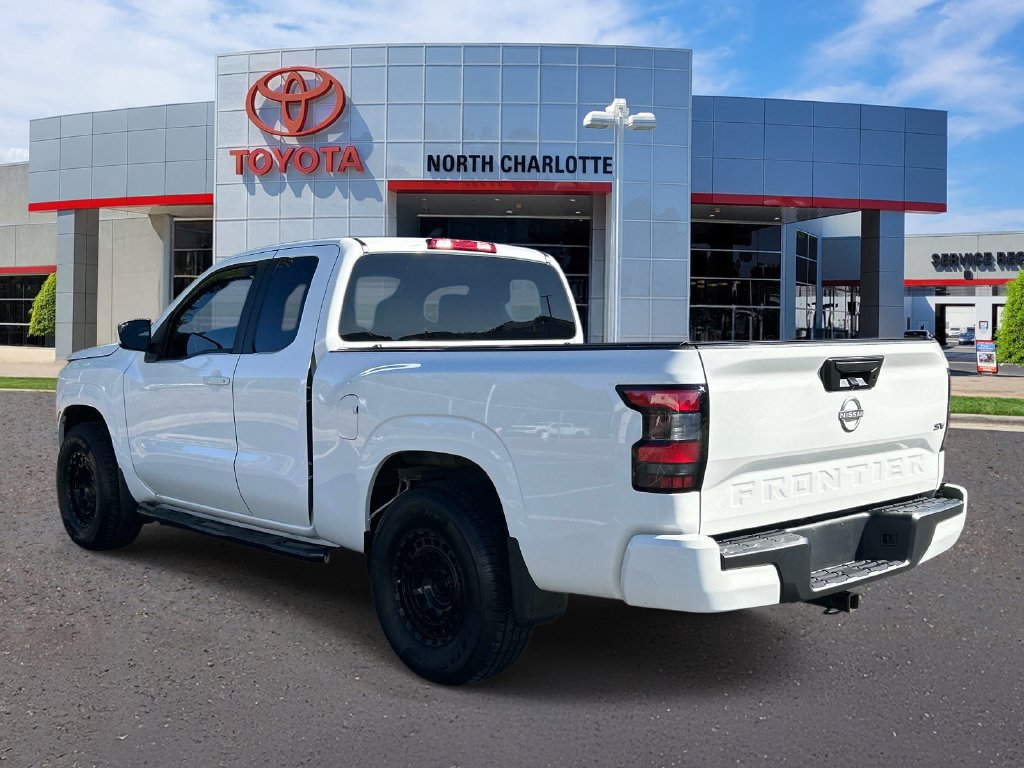 Used 2024 Nissan Frontier SV RWD image 6