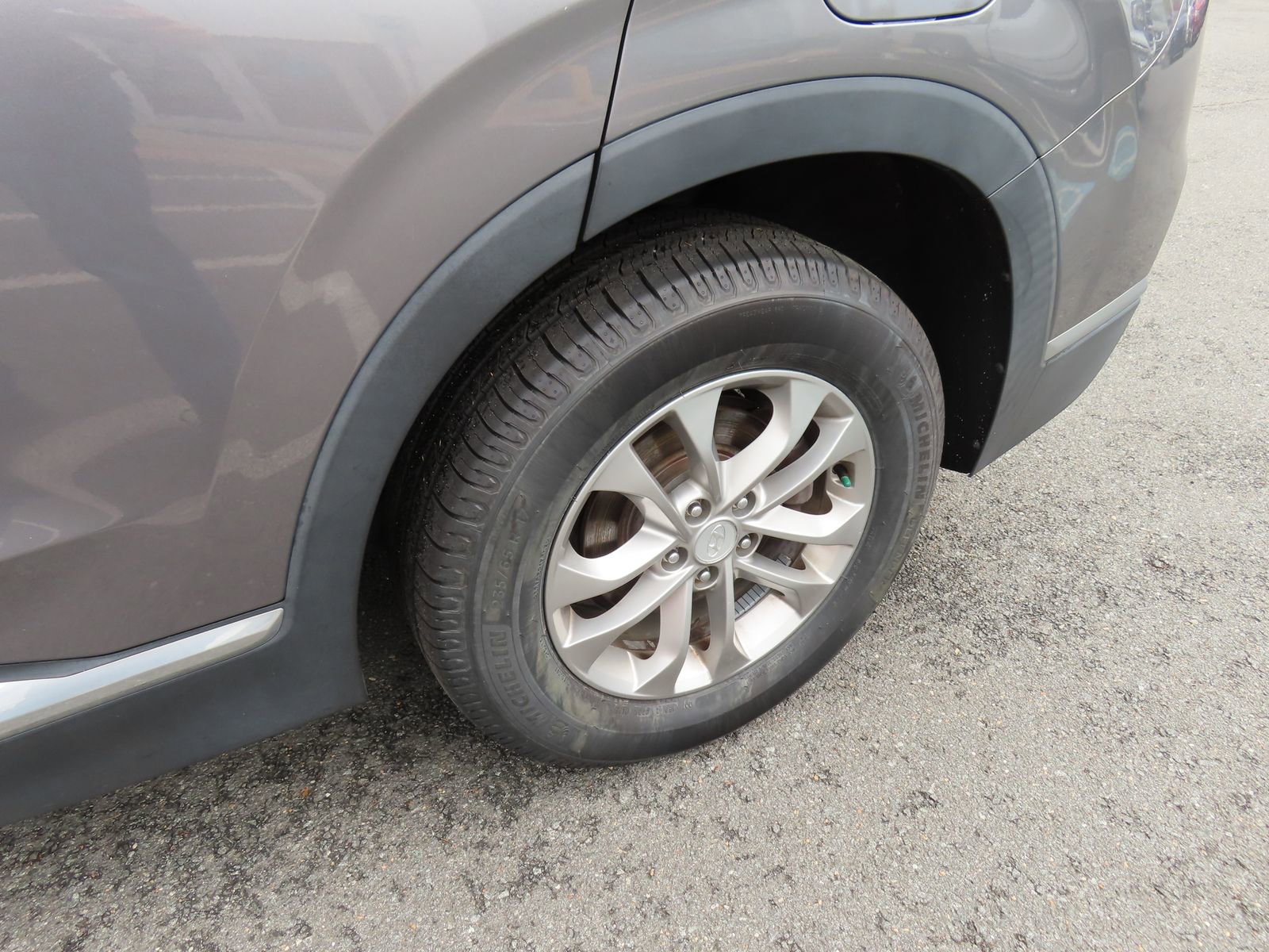 Used 2020 Hyundai Santa Fe SE image 11