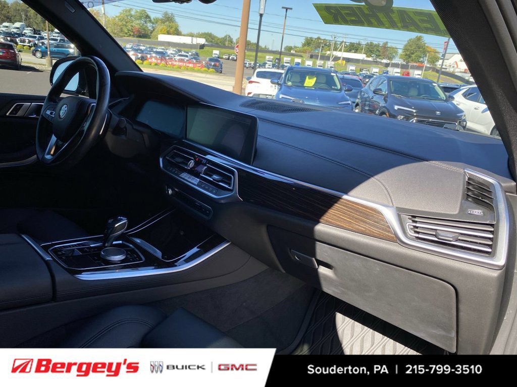 Used 2019 BMW X5 xDrive40i w/ Premium Package 2 AWD/4WD image 33