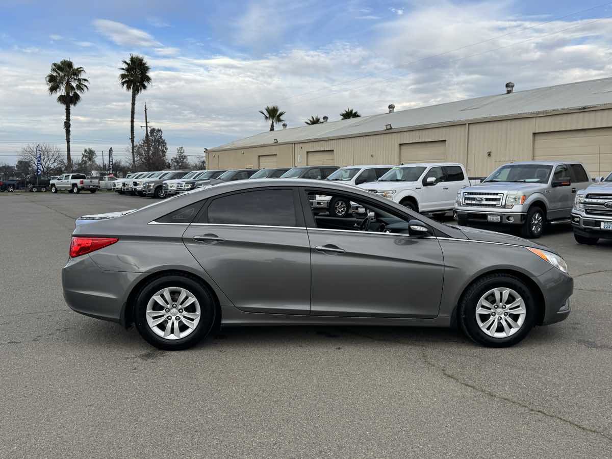 Used 2012 Hyundai Sonata GLS image 11