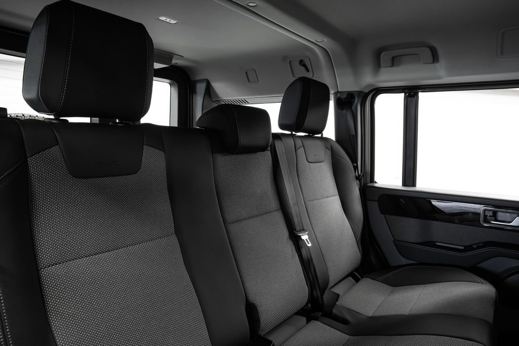 Used 2025 INEOS Grenadier image 34