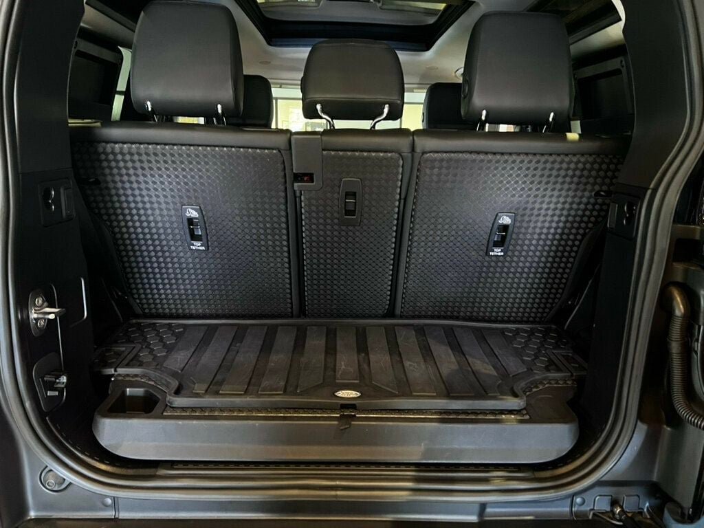 Used 2023 Land Rover Defender 90 SE AWD/4WD image 14