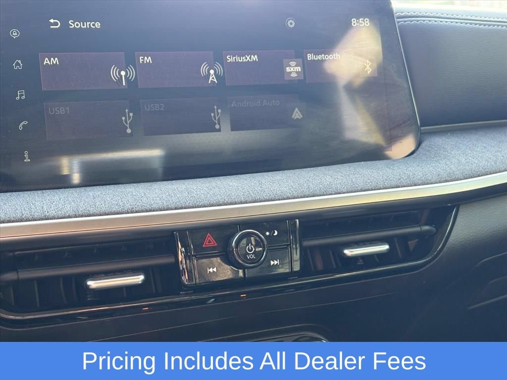 Certified 2025 Nissan Kicks SV AWD/4WD image 12