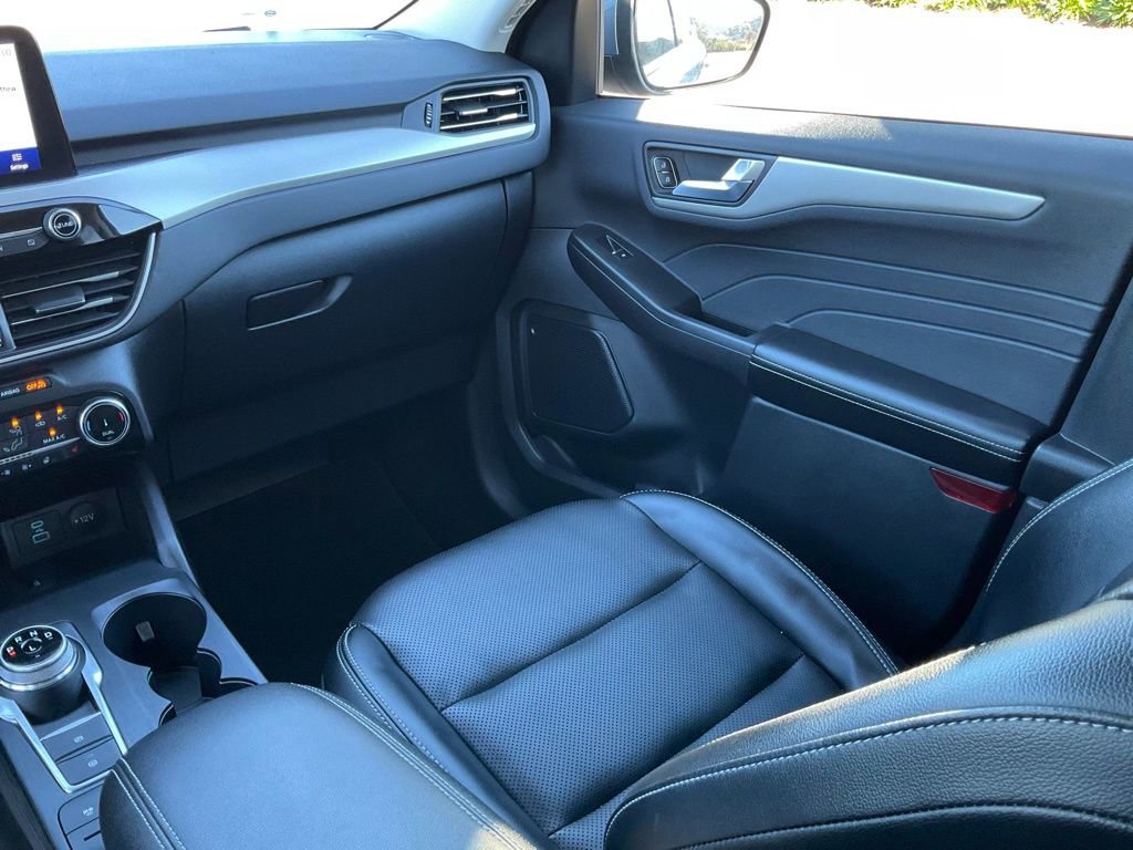 Certified 2022 Ford Escape SEL w/ Technology Package image 37