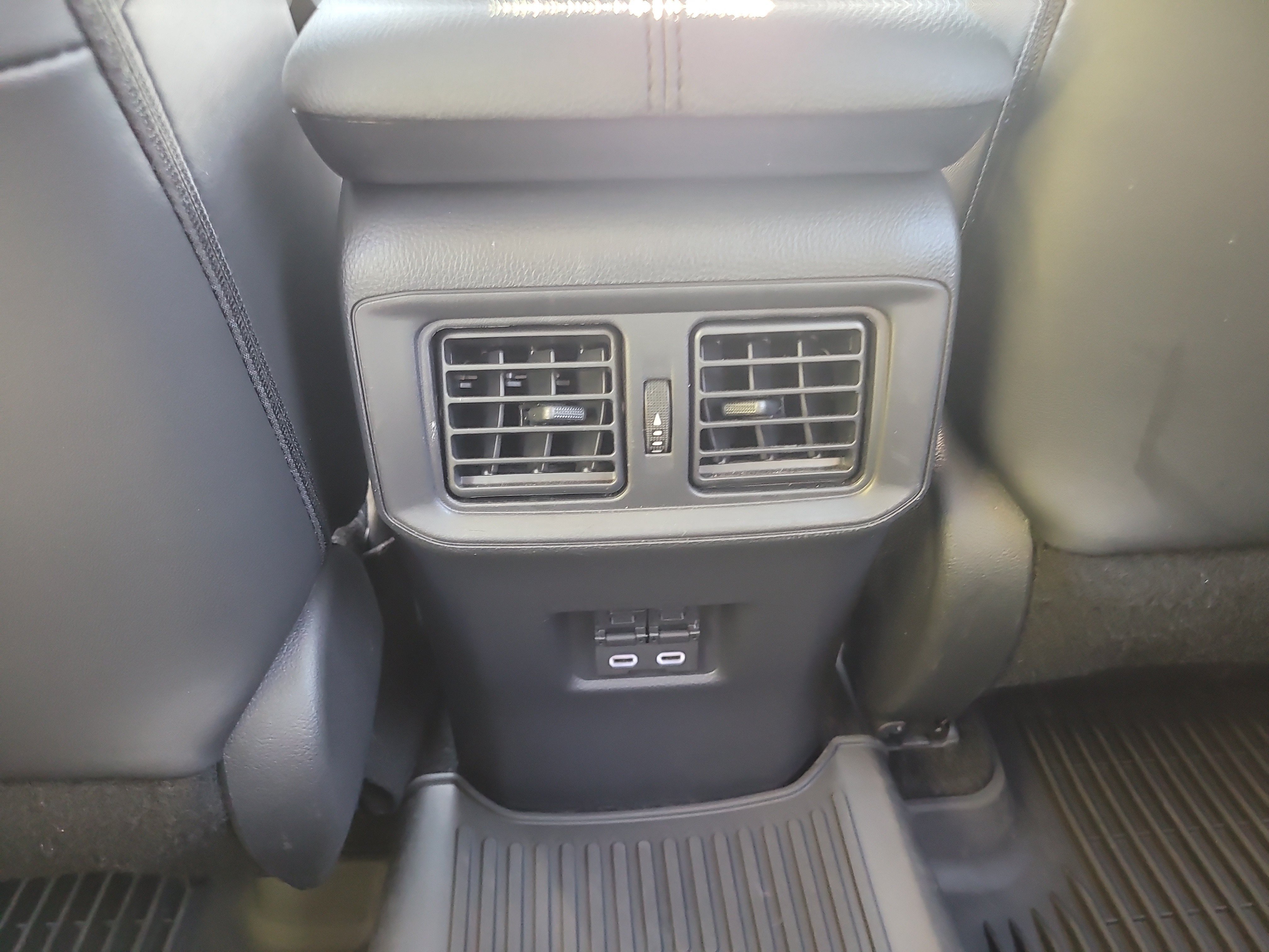 Certified 2025 Toyota RAV4 XLE Premium AWD/4WD image 17