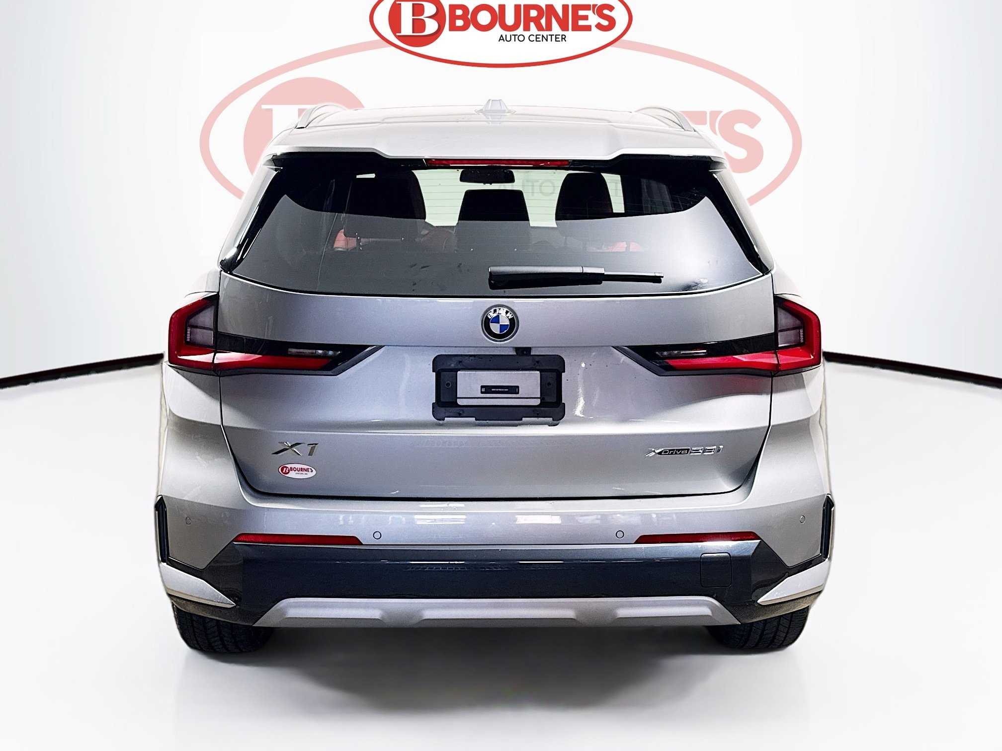 Used 2025 BMW X1 xDrive28i AWD/4WD image 10