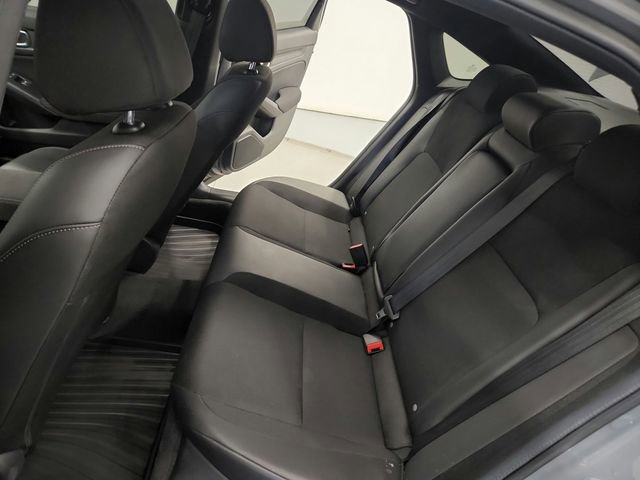 Used 2025 Honda Civic Sport image 29
