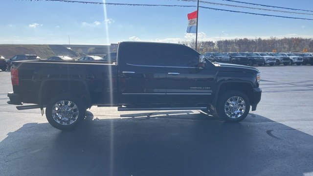 Used 2016 GMC Sierra 2500 Denali w/ Driver Alert Package image 7