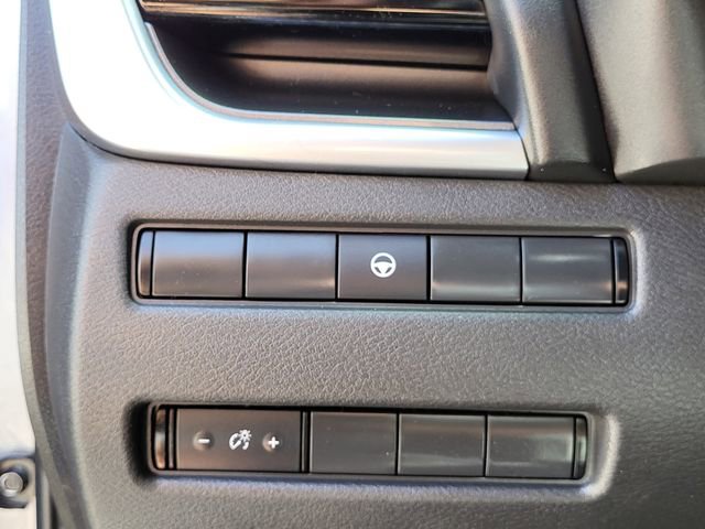 Certified 2021 Nissan Rogue SV image 9