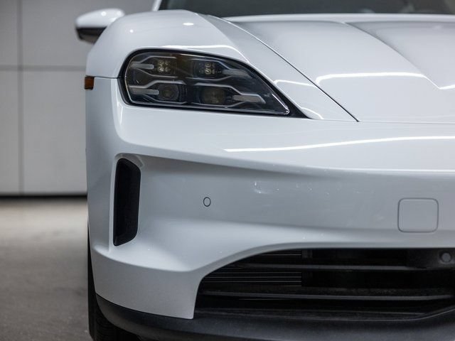 New 2025 Porsche Taycan 4S AWD/4WD image 13