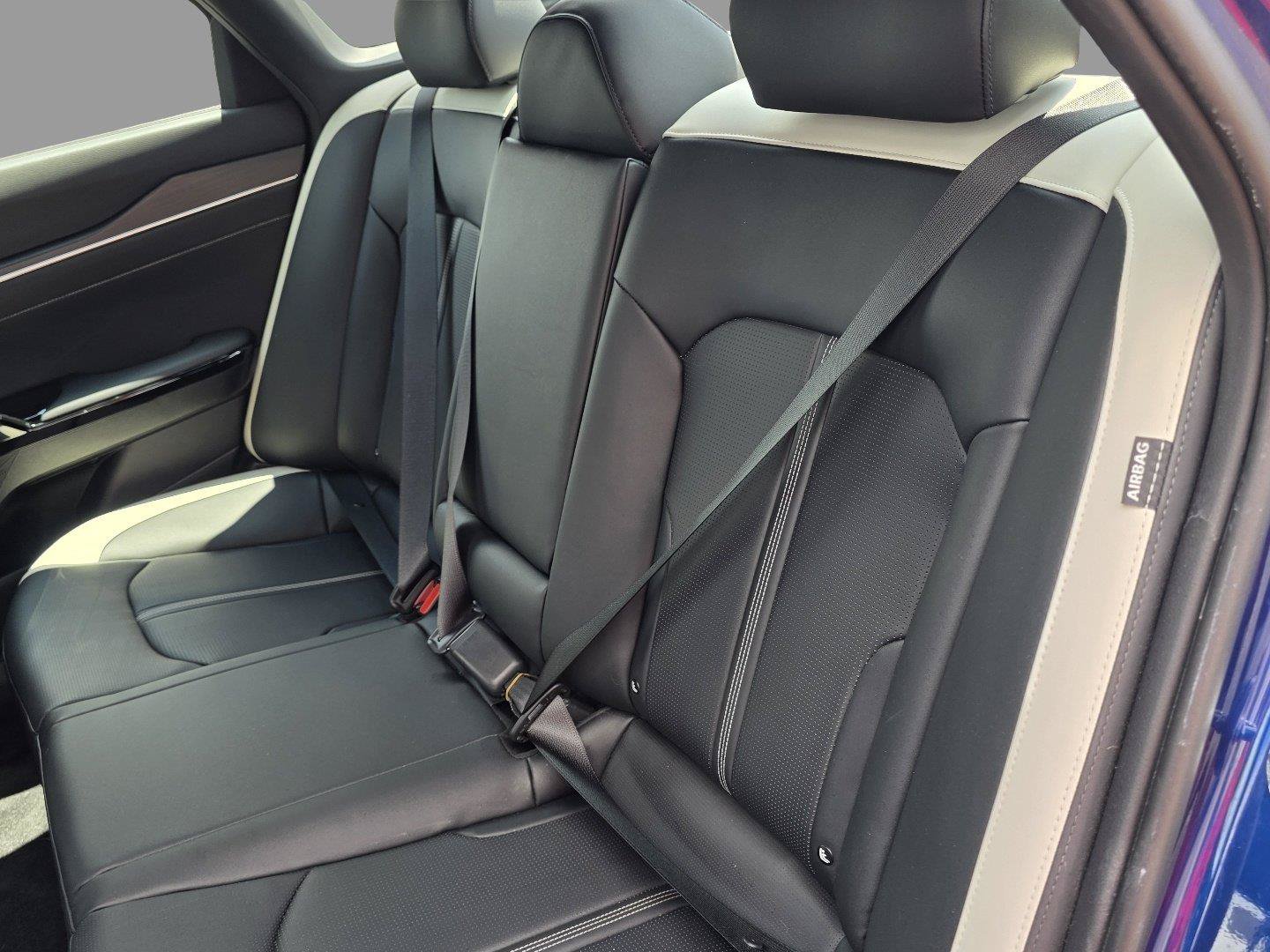 Used 2025 Kia K5 GT-Line w/ GT-Line Premium Package FWD image 28
