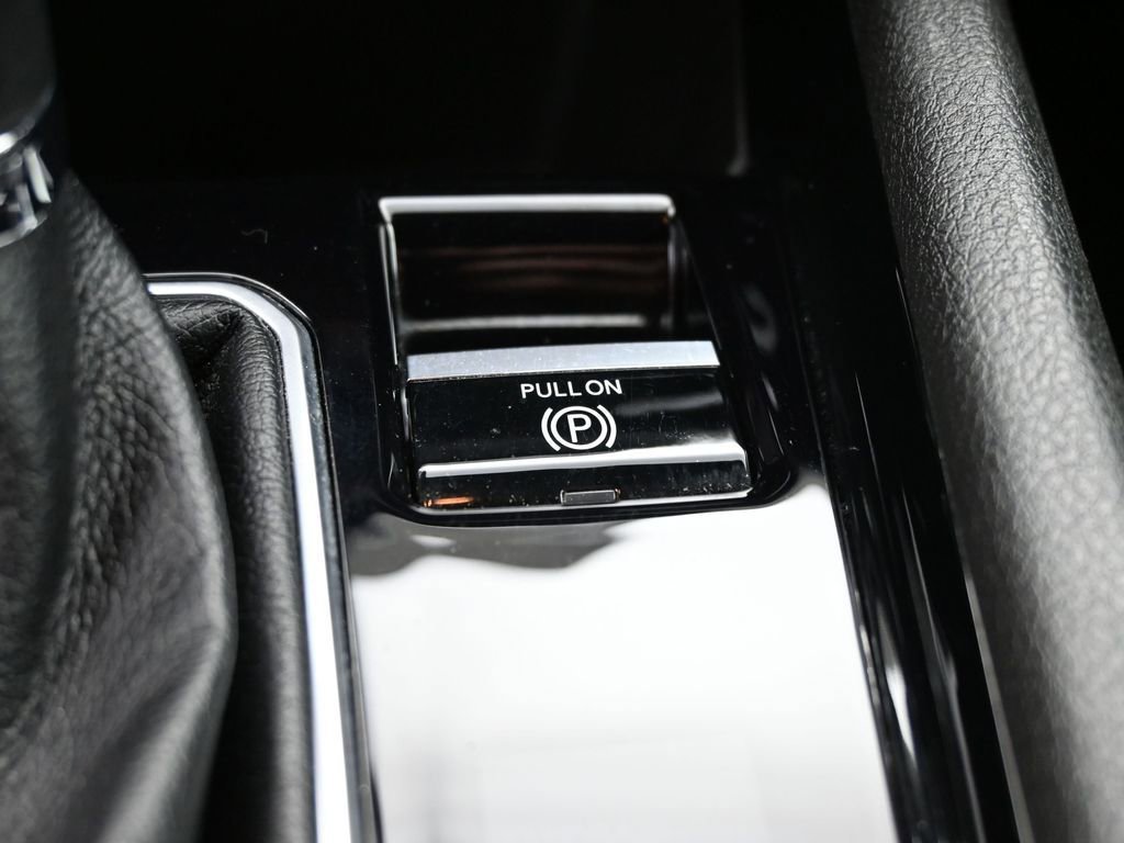 Used 2025 Jeep Compass Limited AWD/4WD image 21