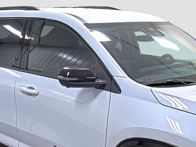 New 2026 Chevrolet Traverse RS w/ LPO, Floor Liner Package image 15