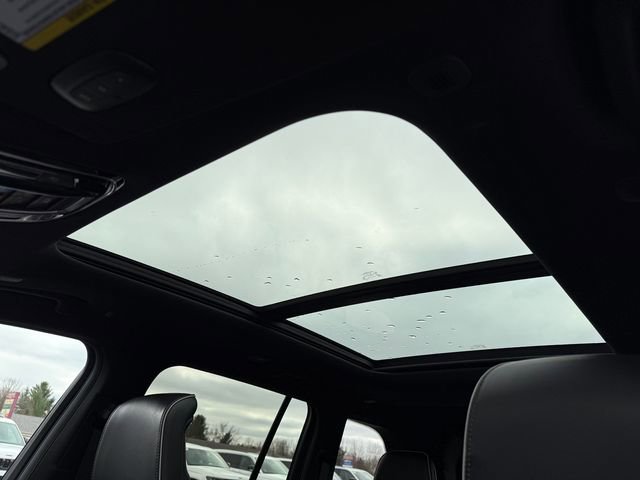 Used 2022 Jeep Grand Cherokee Summit image 7