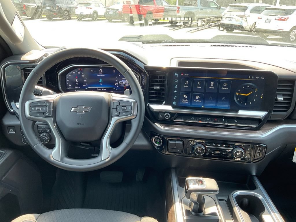 Used 2024 Chevrolet Silverado 1500 LT Trail Boss w/ Protection Package AWD/4WD image 16
