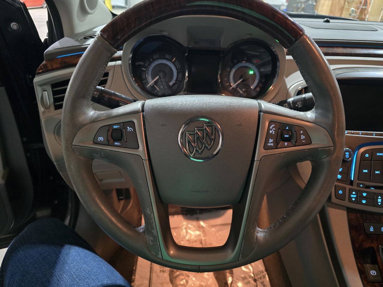 Used 2013 Buick LaCrosse Premium FWD image 38