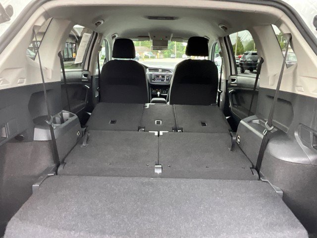 Used 2021 Volkswagen Tiguan S image 30