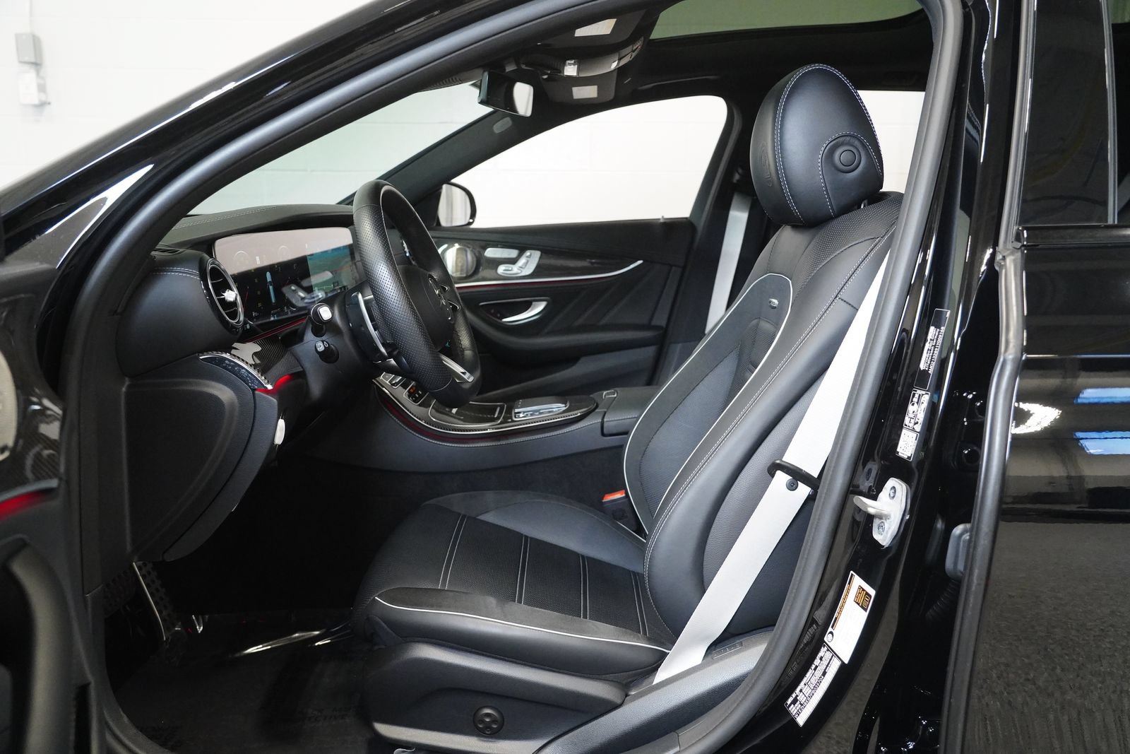 Used 2023 Mercedes-Benz E 63 AMG S image 11