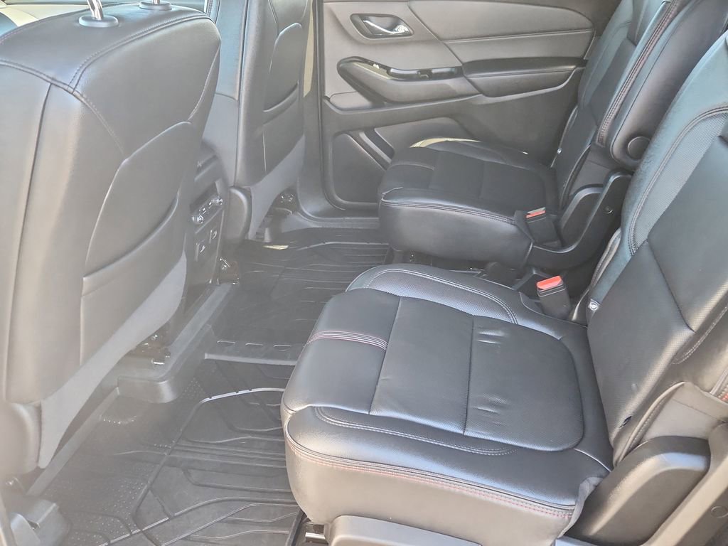 Used 2023 Chevrolet Traverse RS w/ LPO, Floor Liner Package image 10
