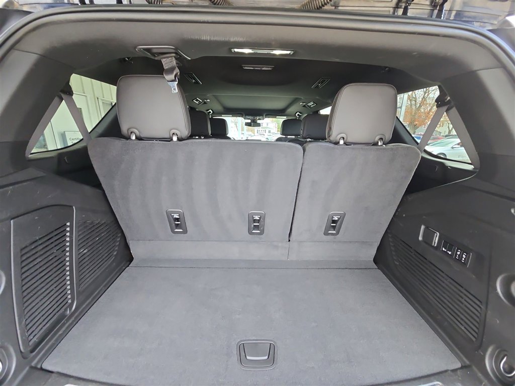 Used 2022 Chevrolet Tahoe RST w/ Luxury Package image 26