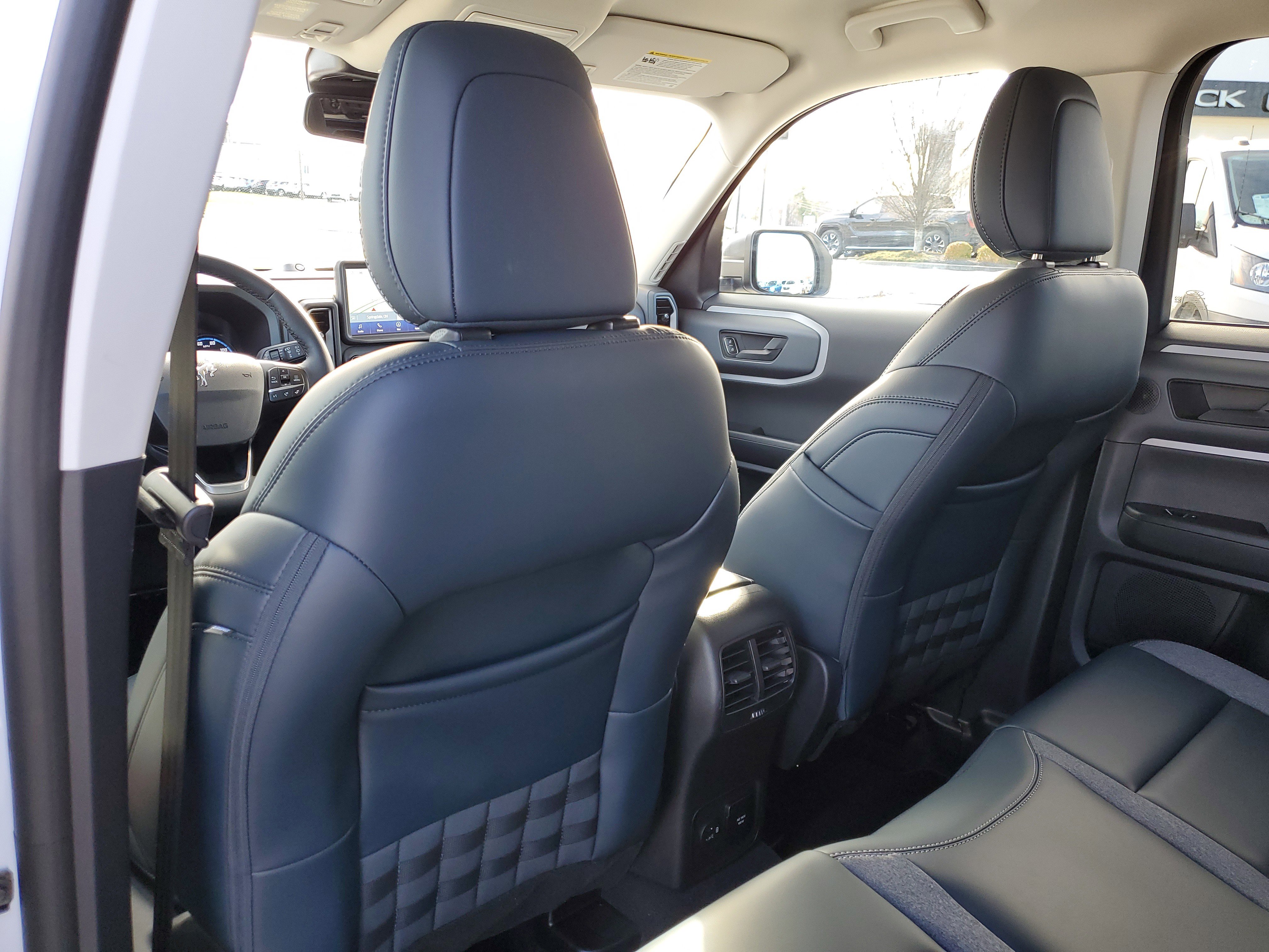 Used 2024 Ford Bronco Sport Outer Banks w/ Tech Package image 13