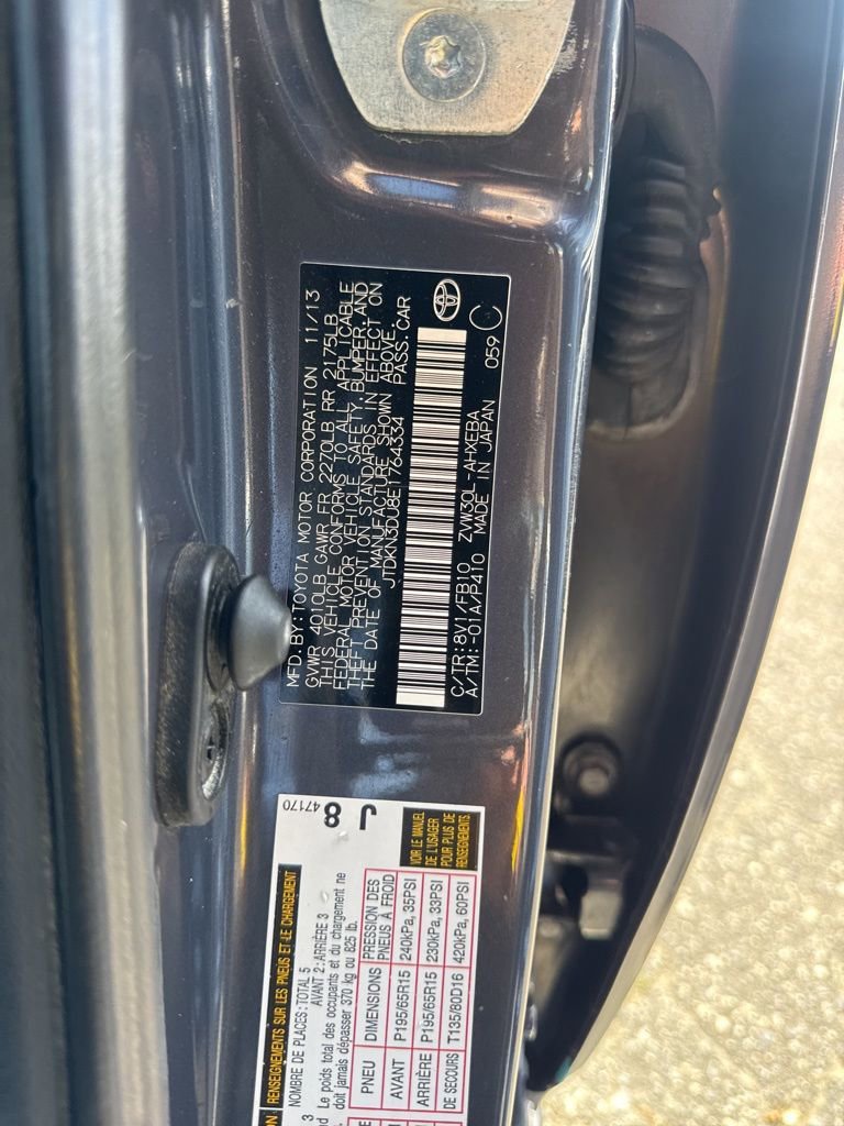 Used 2014 Toyota Prius Three FWD image 33