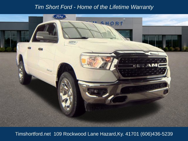 Used 2023 RAM 1500 Big Horn AWD/4WD image 3