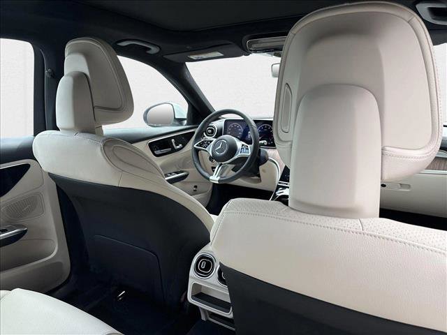 New 2025 Mercedes-Benz C 300 4MATIC Sedan image 22