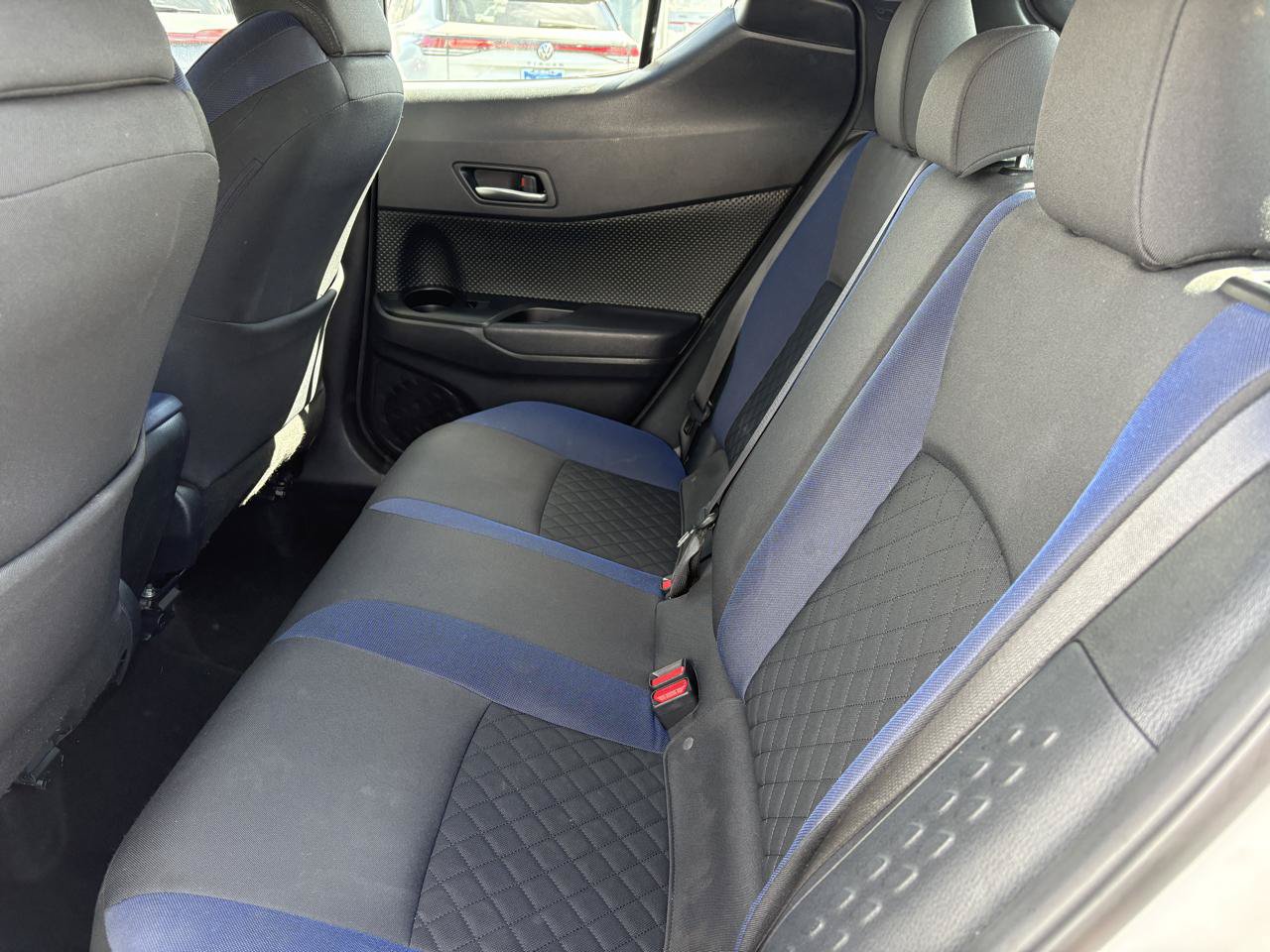 Used 2021 Toyota C-HR XLE FWD image 8