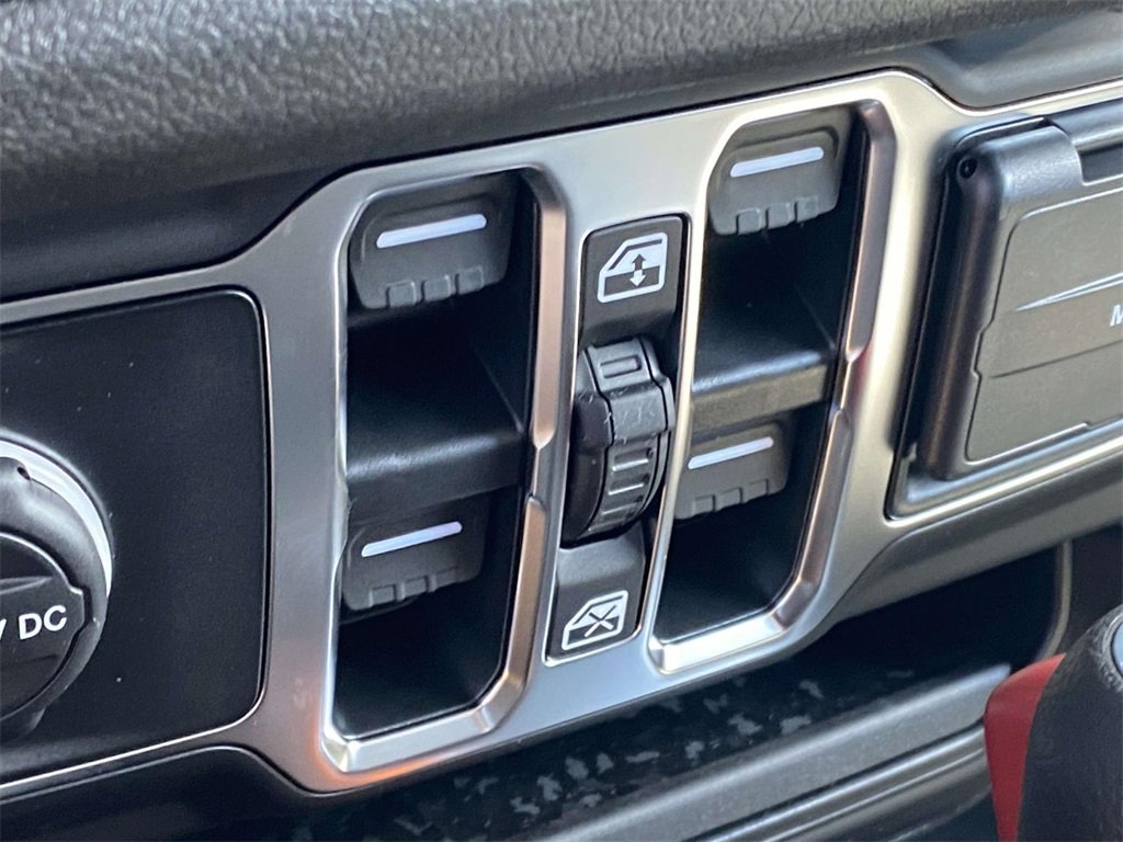 New 2025 Jeep Gladiator Sport image 47