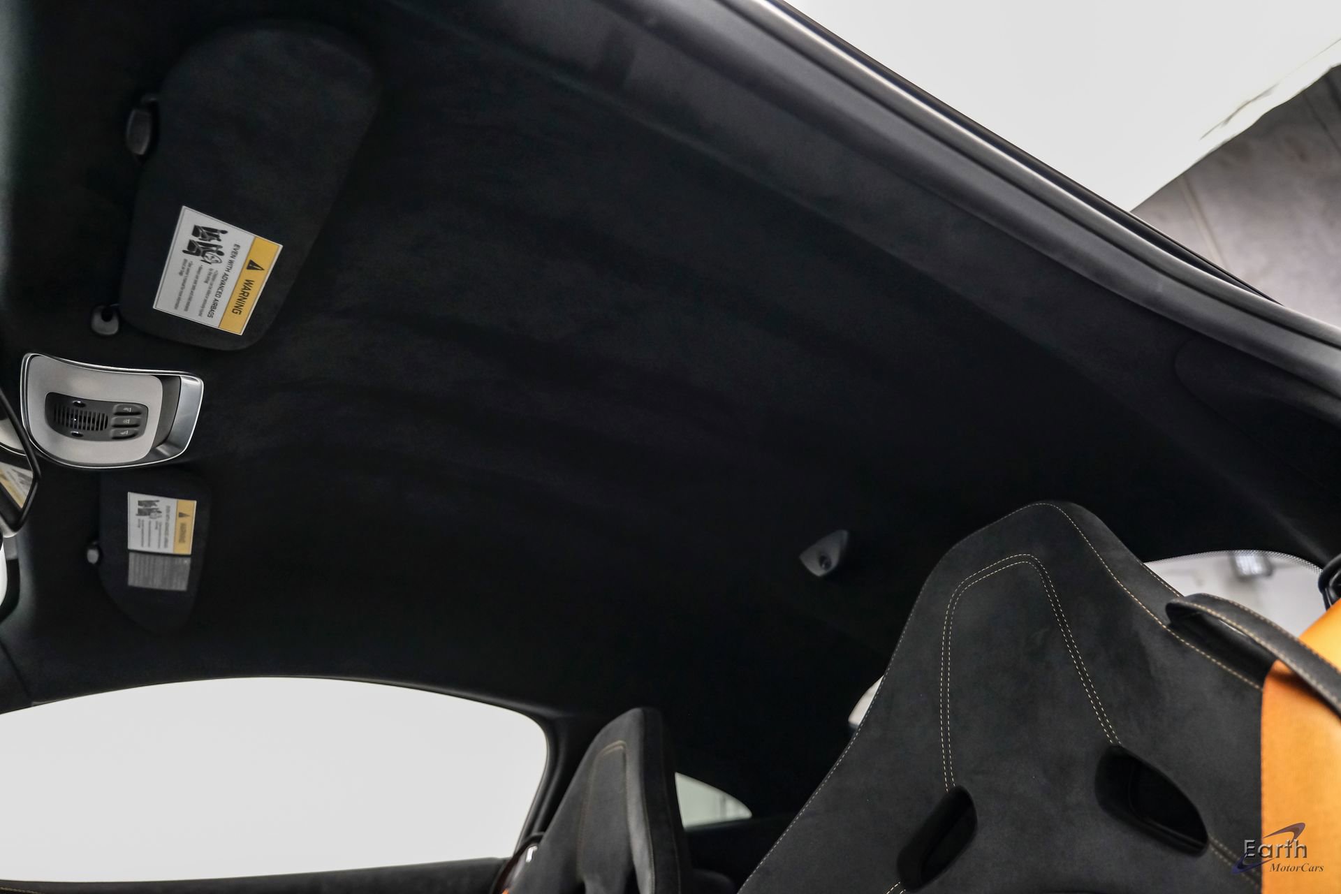 Used 2019 McLaren 600LT RWD image 40