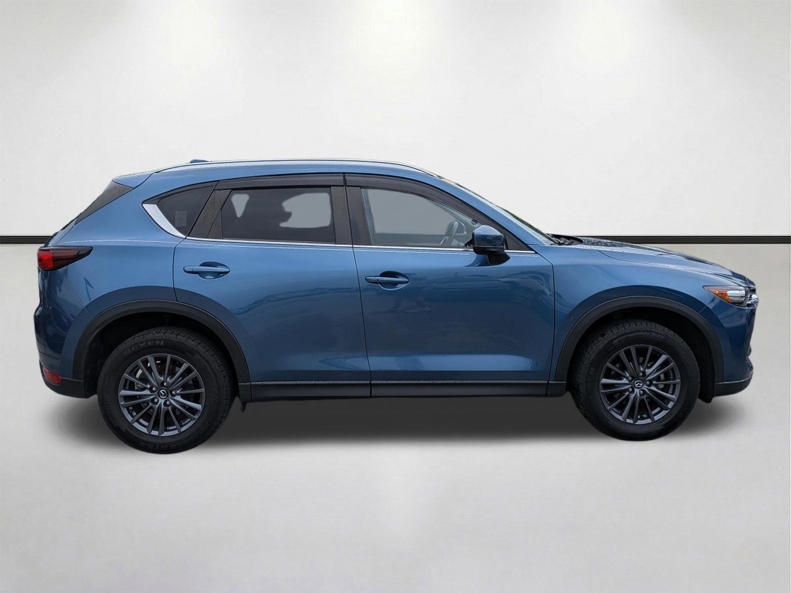 Used 2020 MAZDA CX-5 Touring FWD image 3
