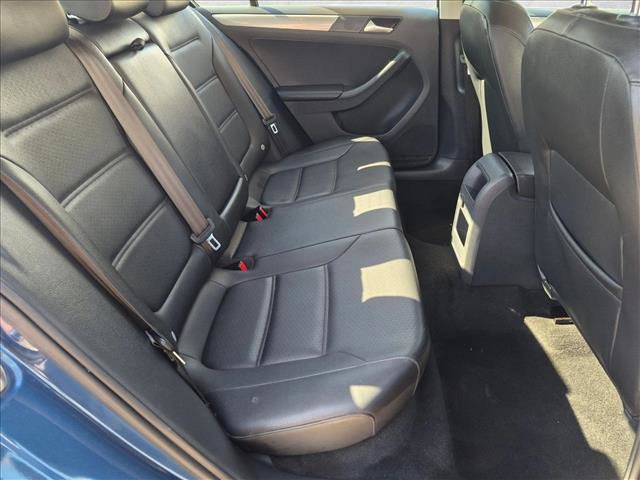 Used 2017 Volkswagen Jetta SE FWD image 20