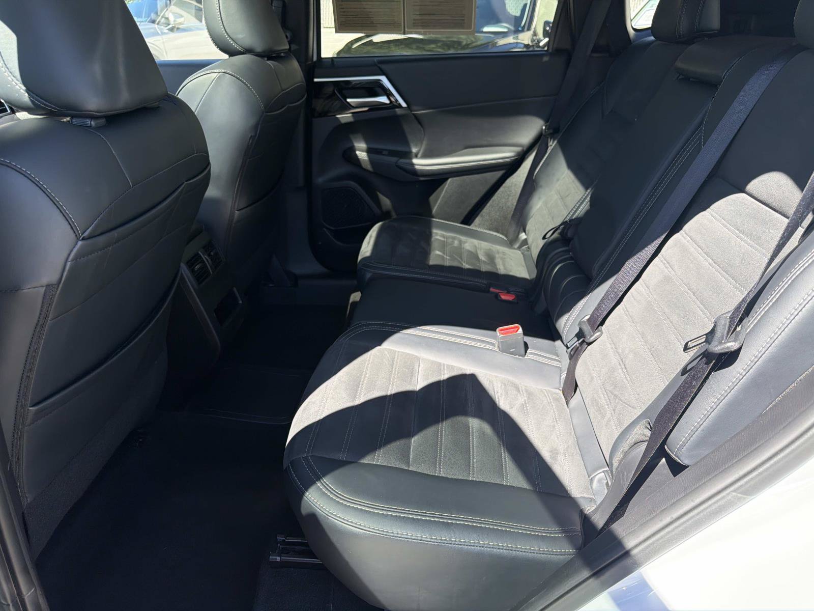 Used 2024 Mitsubishi Outlander Ralliart AWD/4WD image 11