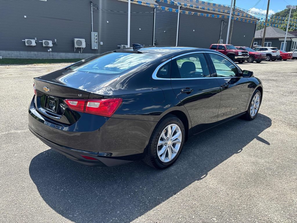 Used 2025 Chevrolet Malibu LT FWD image 5