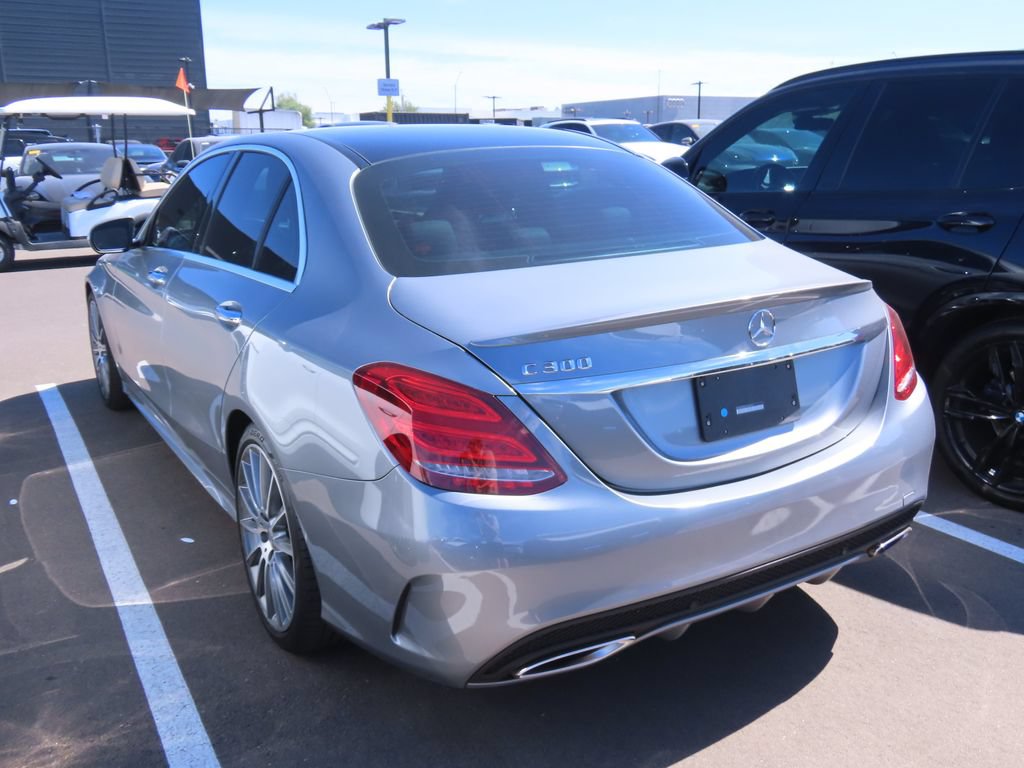 Used 2015 Mercedes-Benz C 300 Sedan image 3