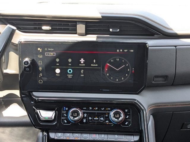 Used 2024 GMC Sierra 2500 AT4 w/ AT4 Premium Plus Package image 18