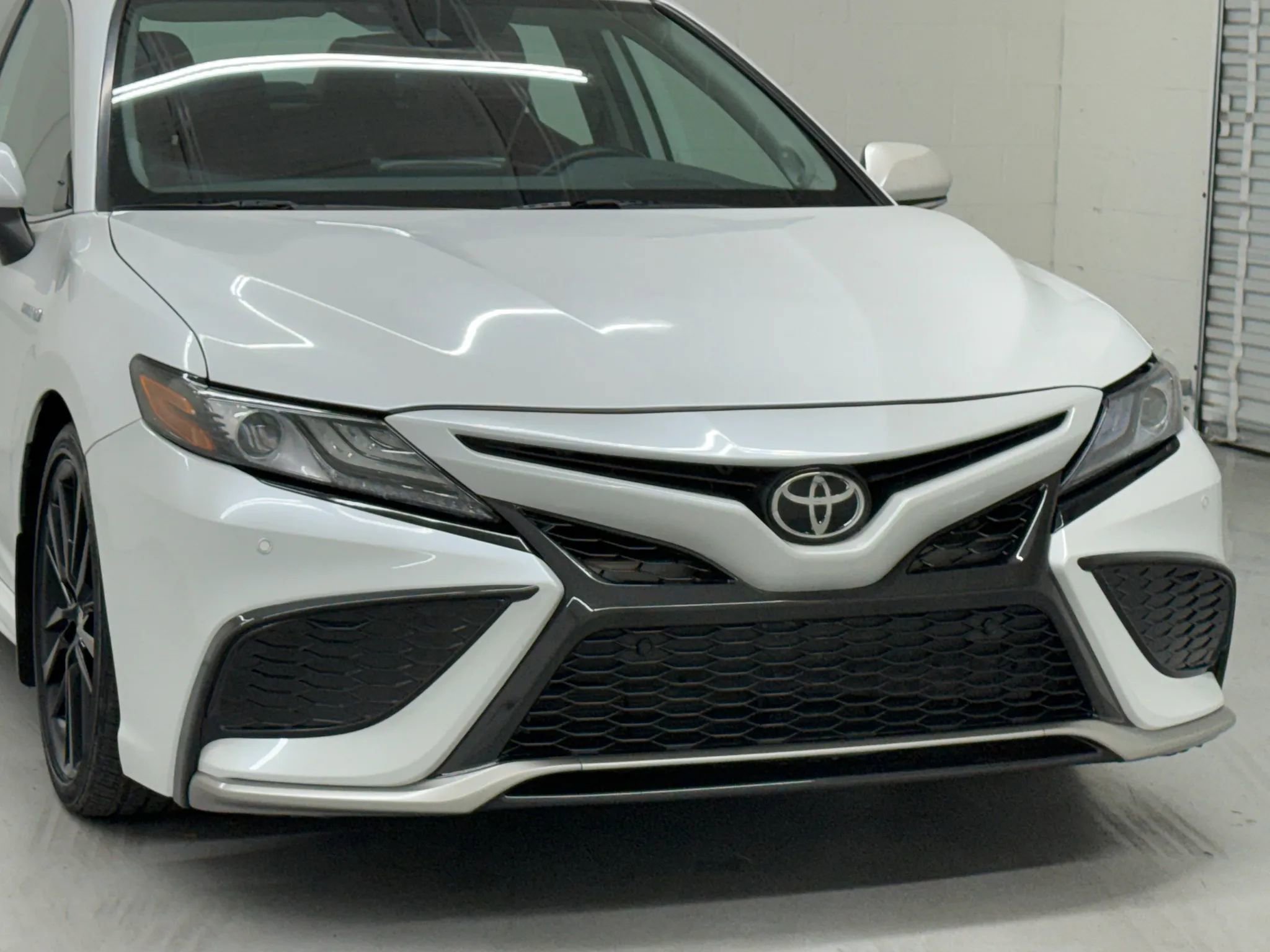 Used 2021 Toyota Camry XSE w/ Navigation Upgrade Package image 41