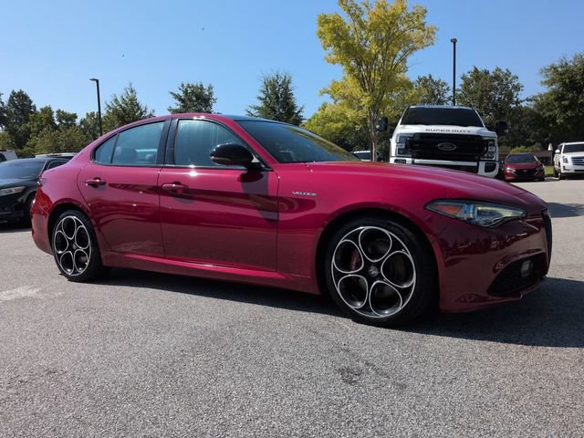 Used 2023 Alfa Romeo Giulia Veloce RWD video 2
