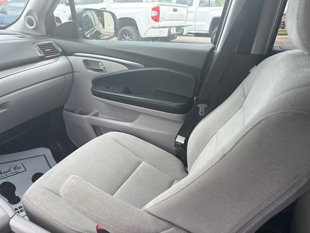 Used 2018 Honda Pilot LX image 16