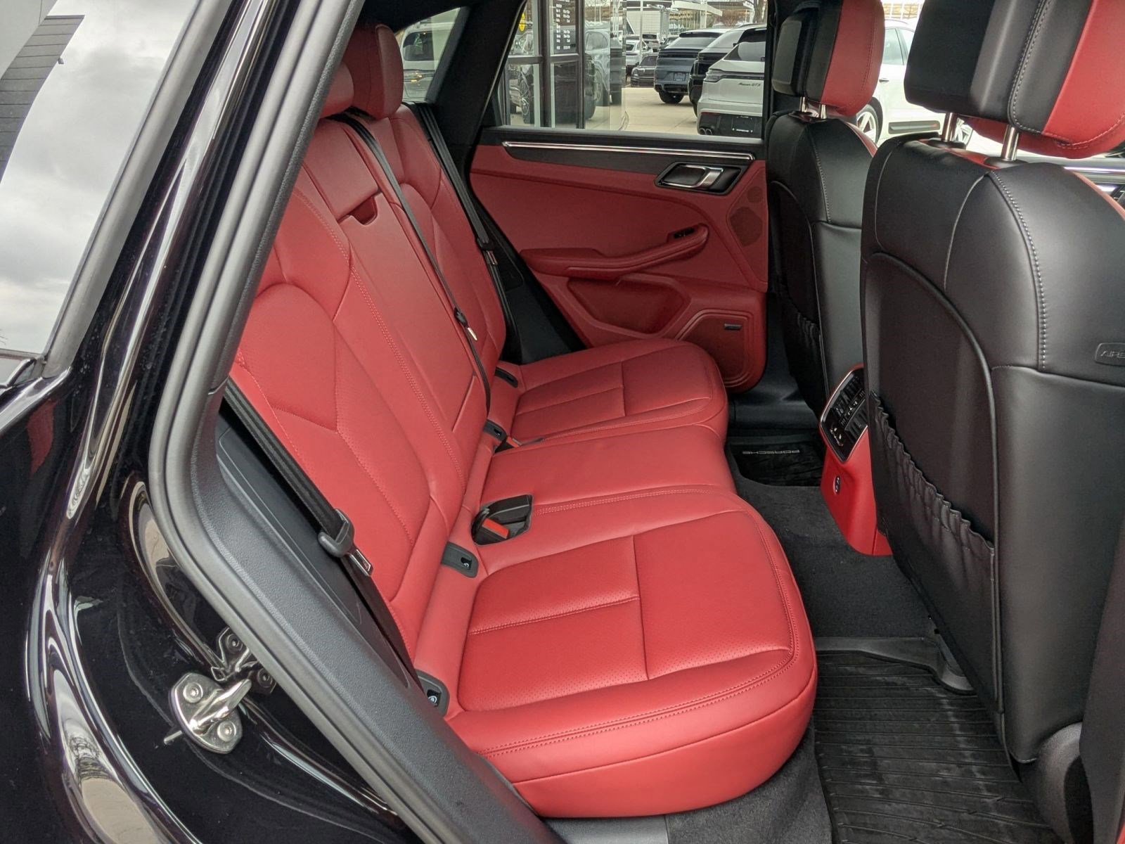 New 2026 Porsche Macan GTS AWD/4WD image 24