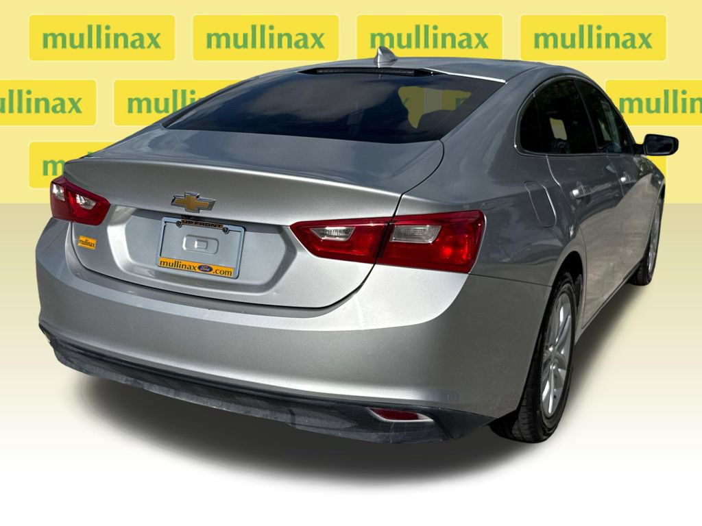Used 2018 Chevrolet Malibu LT FWD image 4
