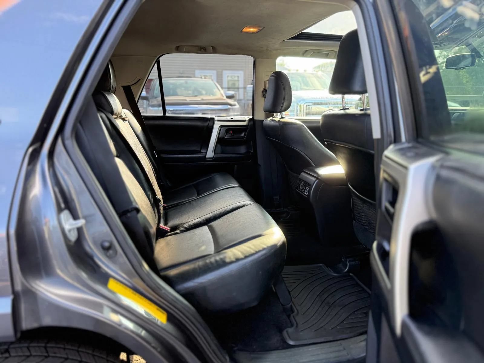 Used 2011 Toyota 4Runner Limited AWD/4WD image 14