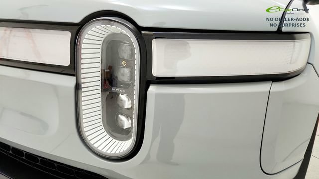 Used 2022 Rivian R1T Adventure AWD/4WD image 24