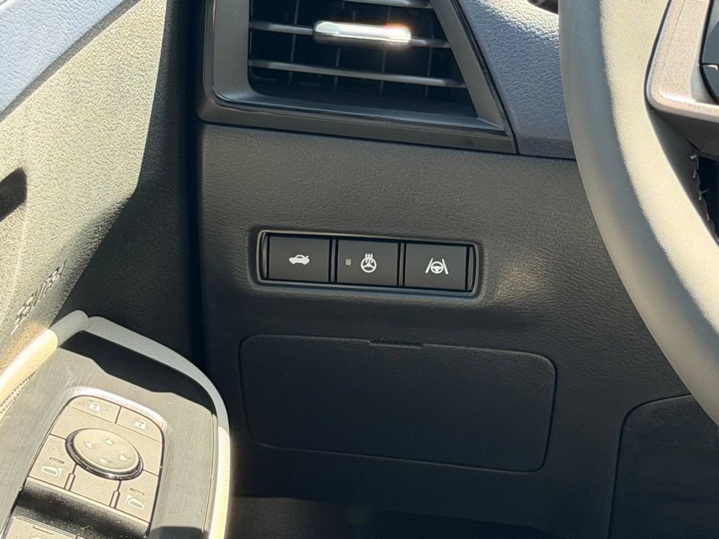 New 2026 Nissan Sentra SL w/ Floor Mat Package FWD image 24