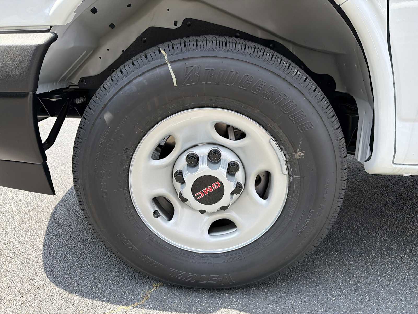 New 2025 GMC Savana 2500 w/ Driver Convenience Package image 10
